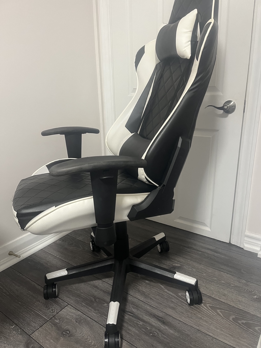 Gaming & office Chair - photo 2
