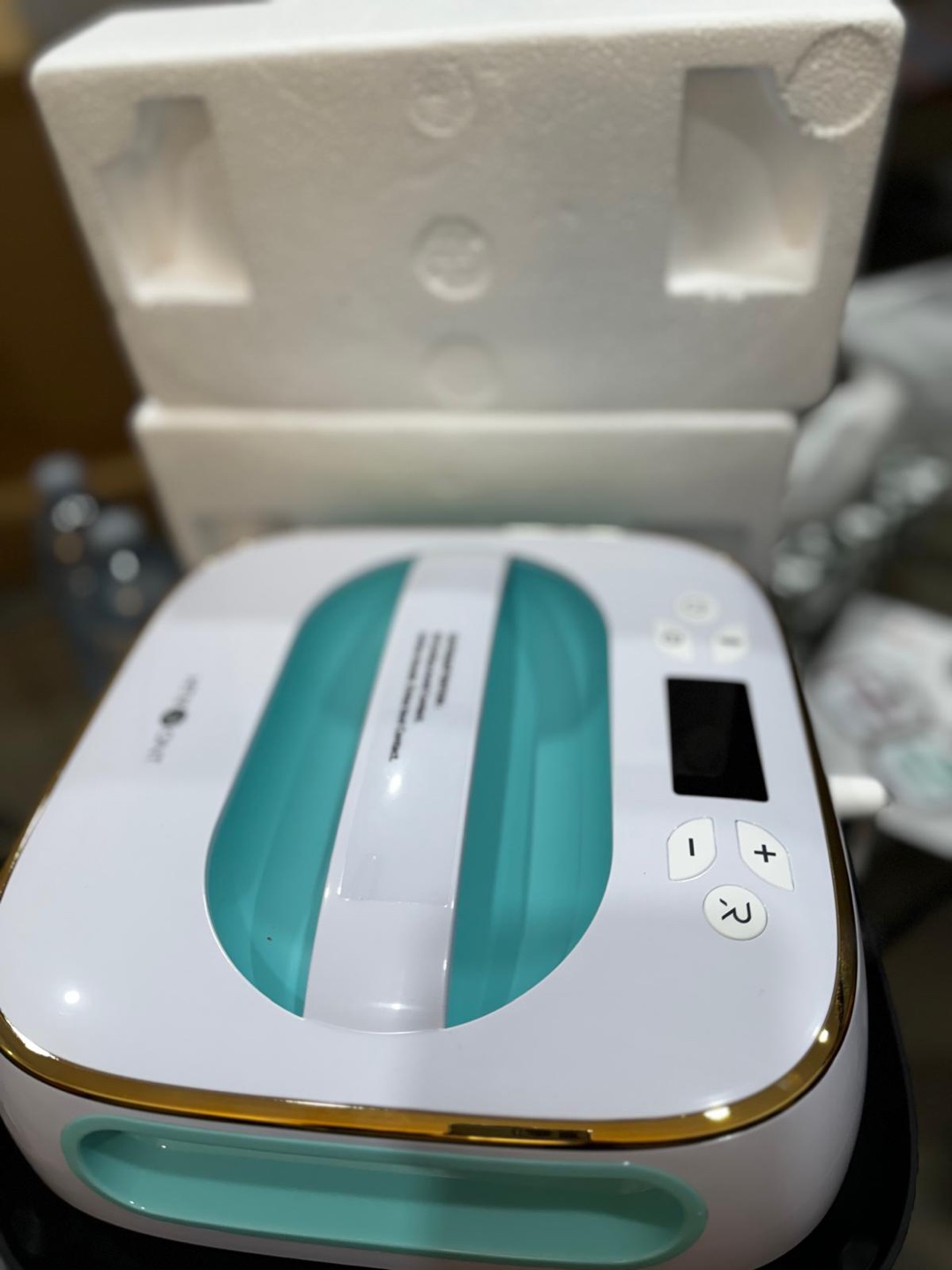 HTV RONT Heat Press Machine - photo 2