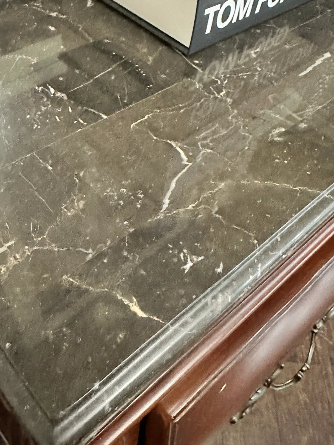 🧡 Antique-Style Chest of Drawers with Marble Top image indicator(3)