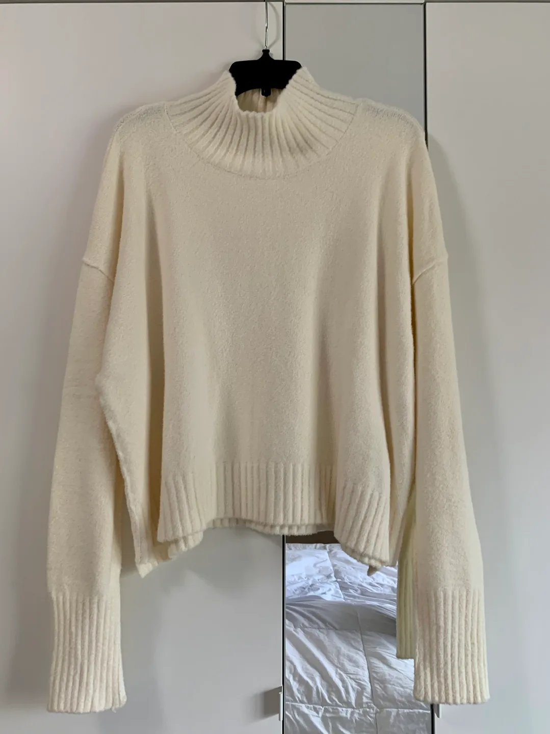 Free People Sweater - Like New image indicator(5)