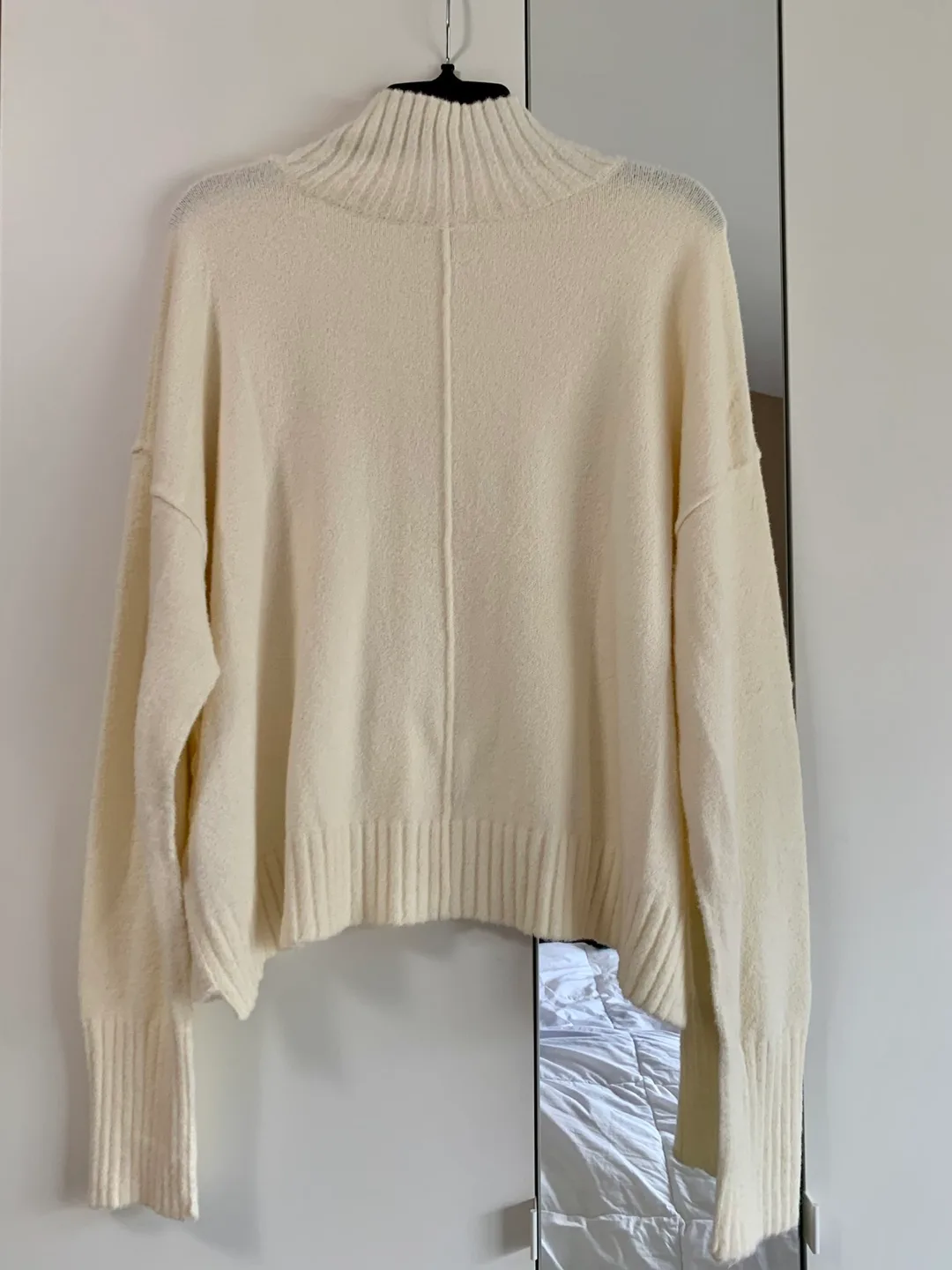 Free People Sweater - Like New image indicator(6)