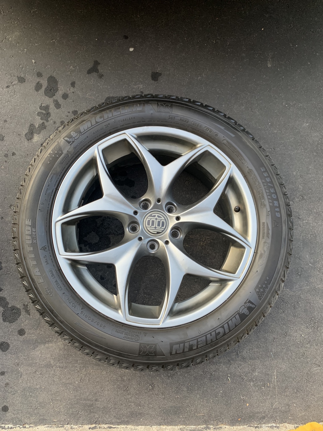 Michelin Latitude X-Ice 2 Winter Tires and Rims - photo 2