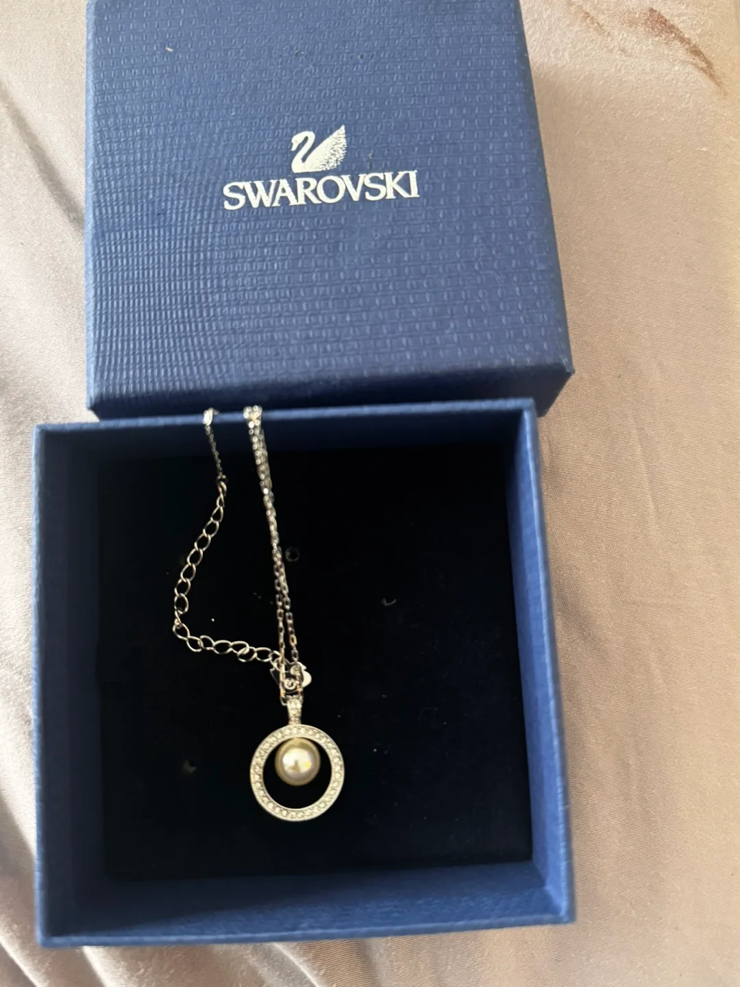 Swarovski Pearl Necklace image indicator(6)