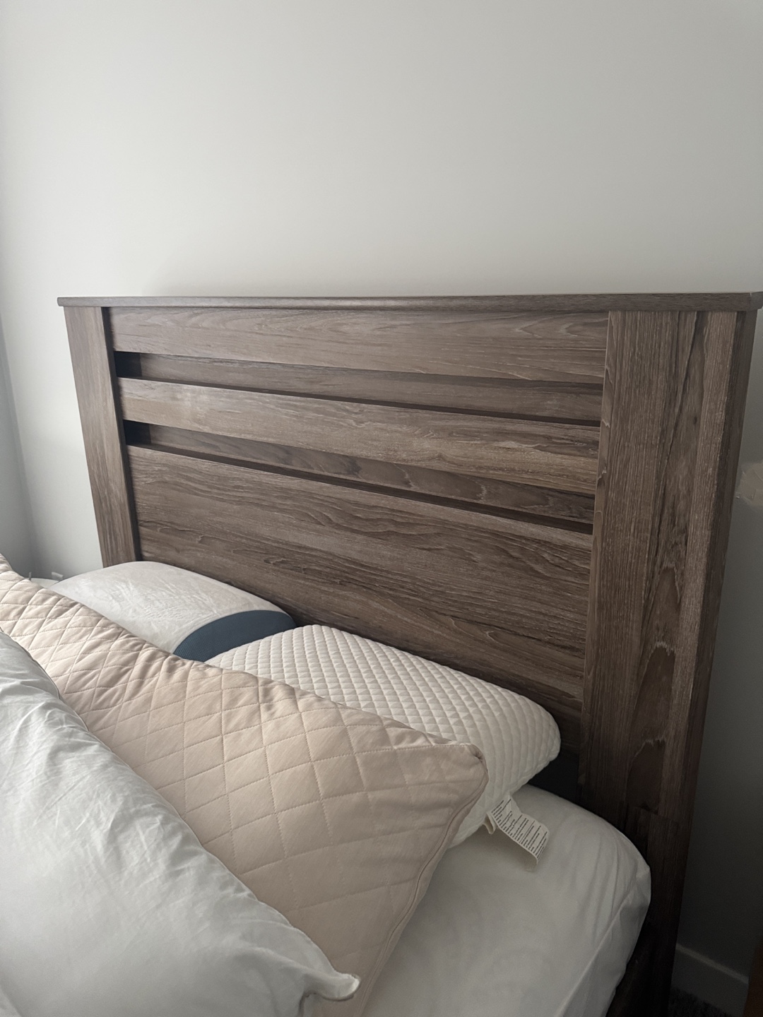 Queen Size Bed Frame - photo 3