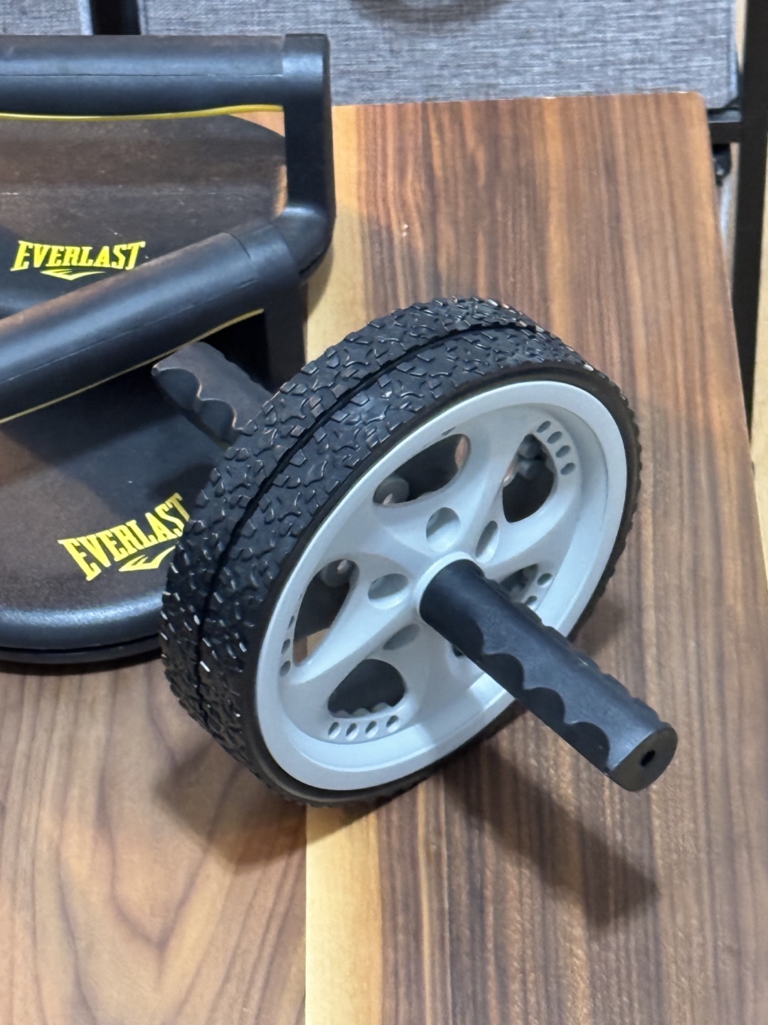 Everlast Ab Roller Wheel and Push-Up Stands - photo 3