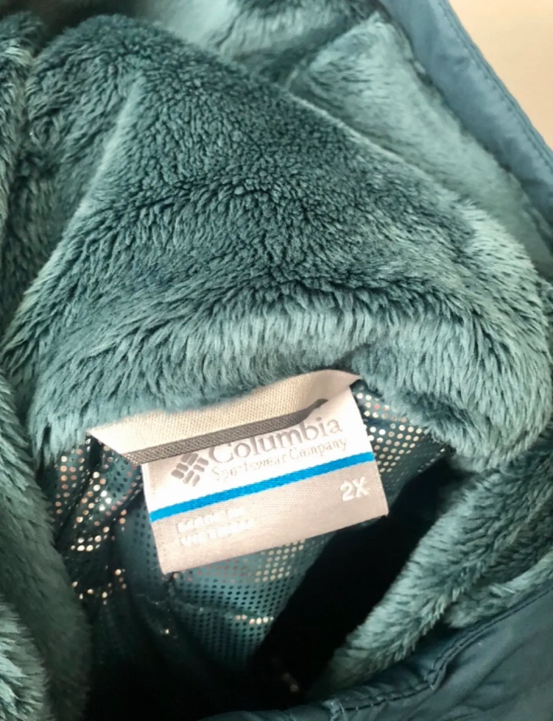 Columbia Women's Insulated Jacket with Hood image indicator(5)