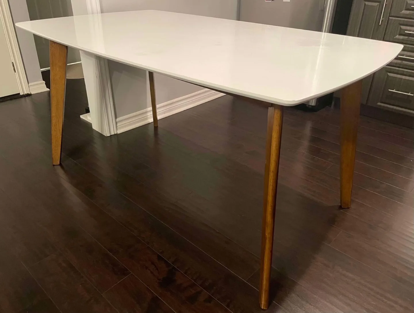 White Dining Table Structube thumbnail