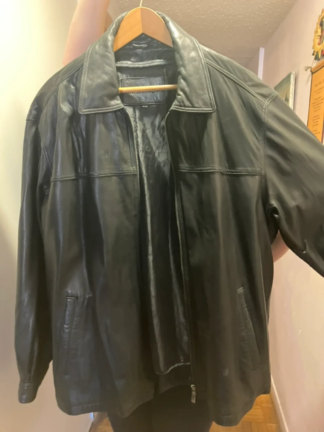 Mantle’s Black Leather Jacket thumbnail