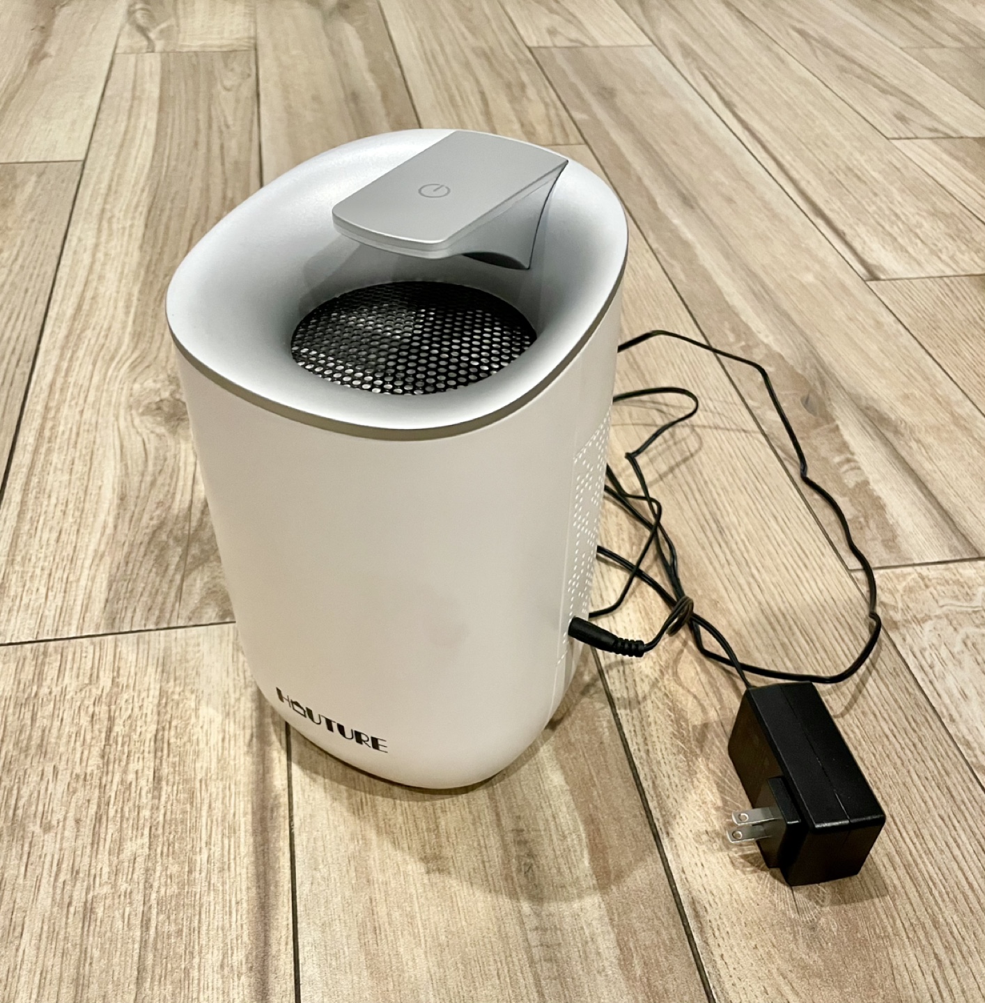 Small room humidifier