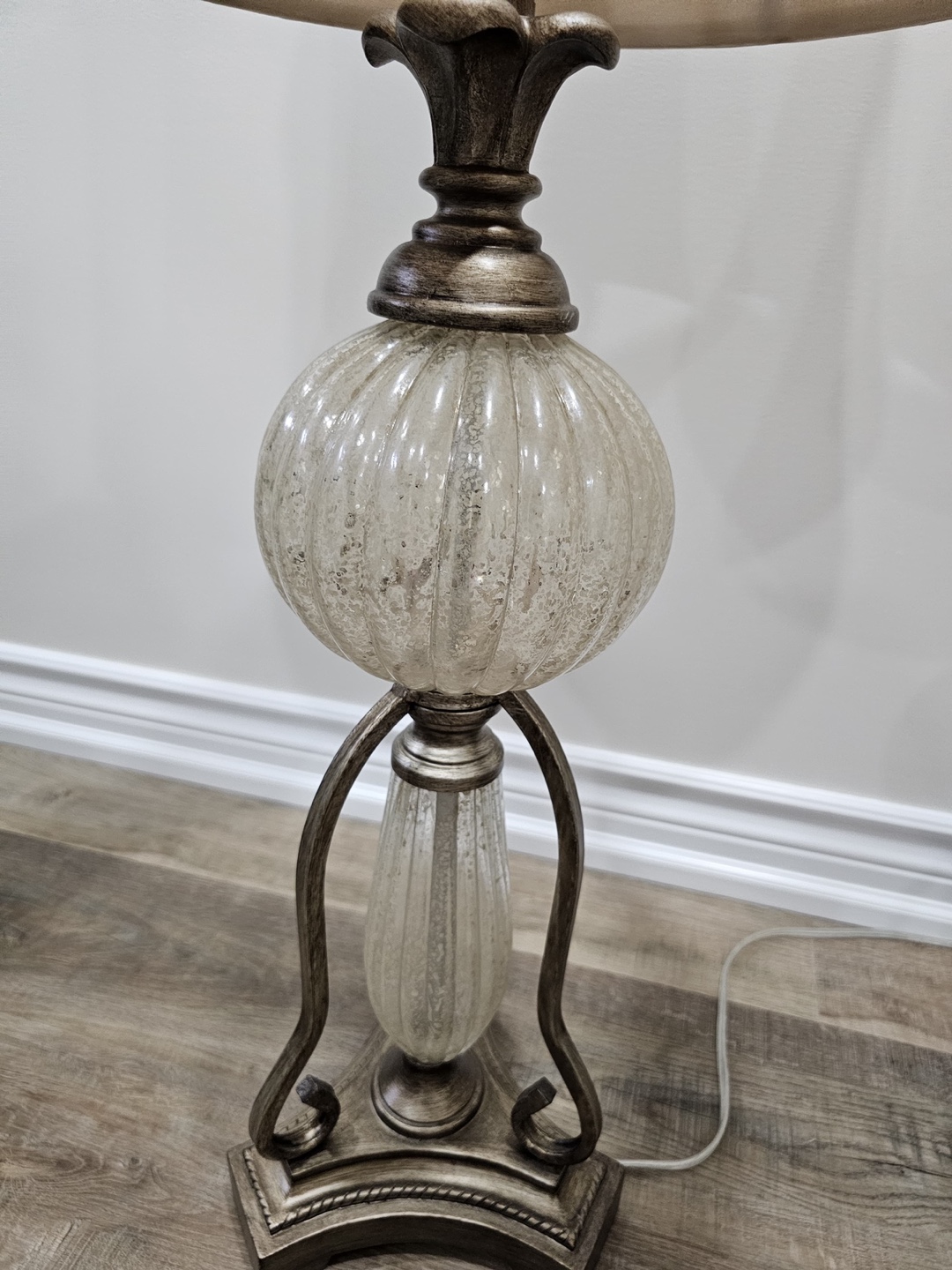 Pair of Table Lamps - photo 4
