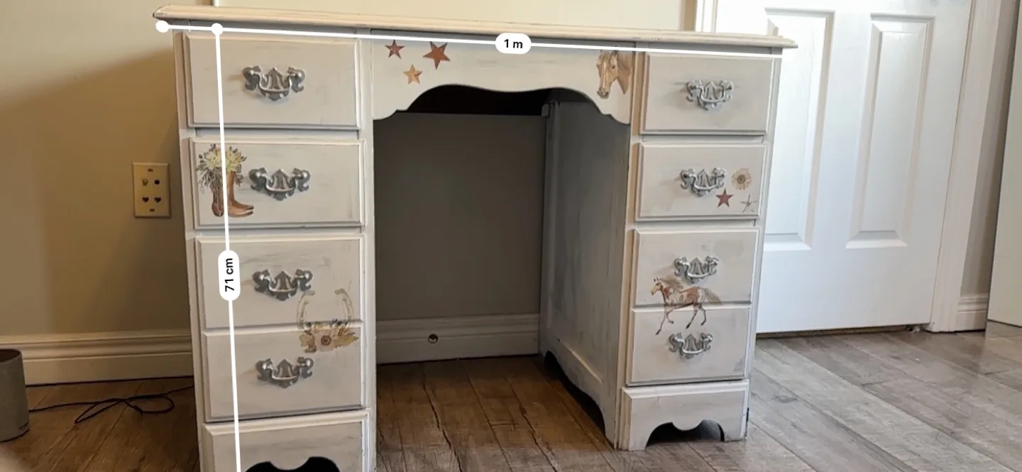 White Desk with Horse Decals image indicator(7)