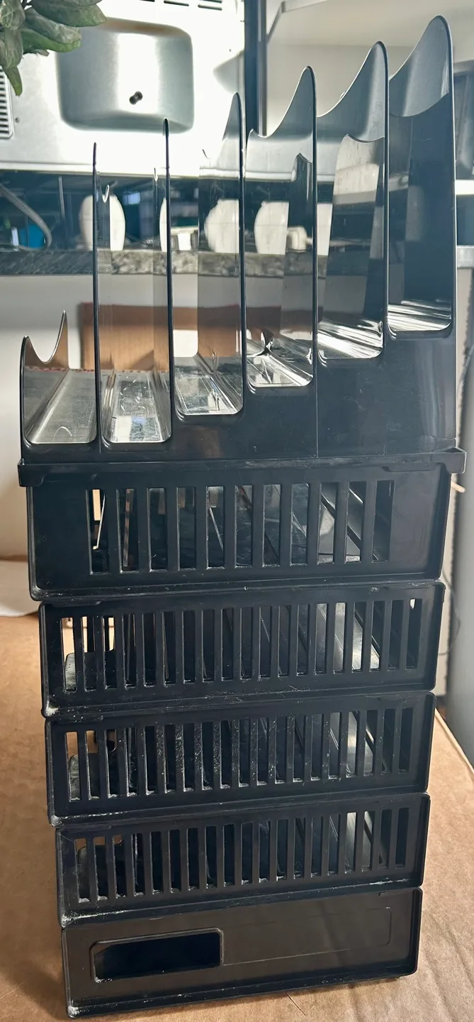 Black Plastic Desk Organizer image indicator(3)