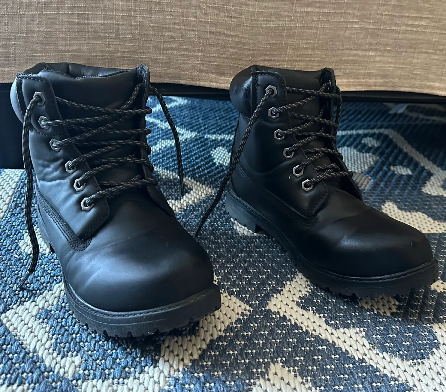Black Timberland Boots thumbnail