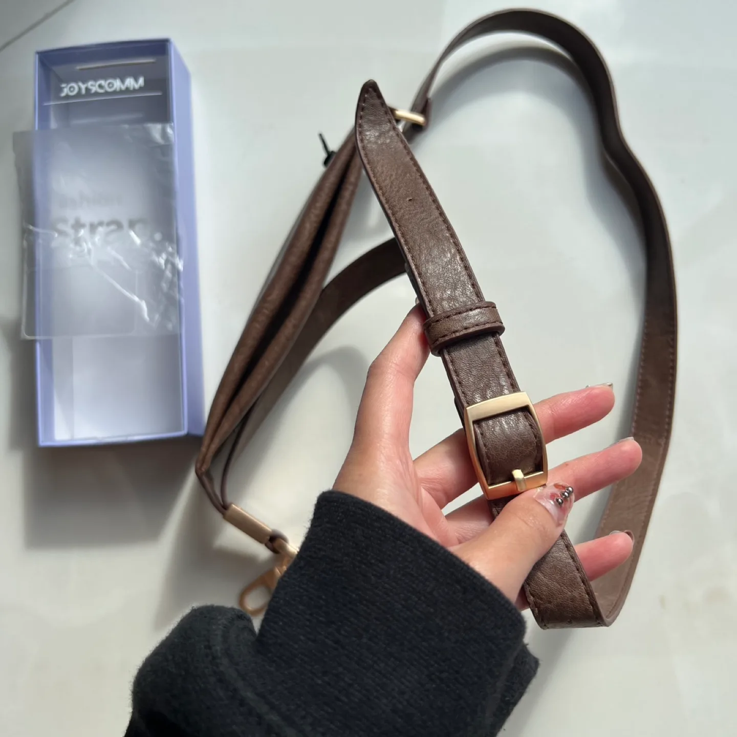Leather Phone Body Strap image indicator(5)