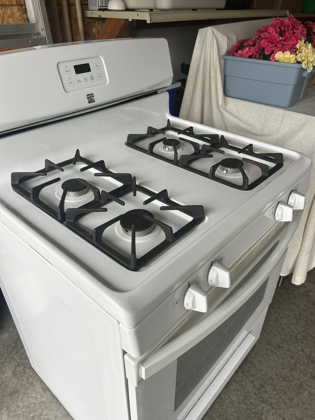 When is electric stove and one is propane stove? - photo 4