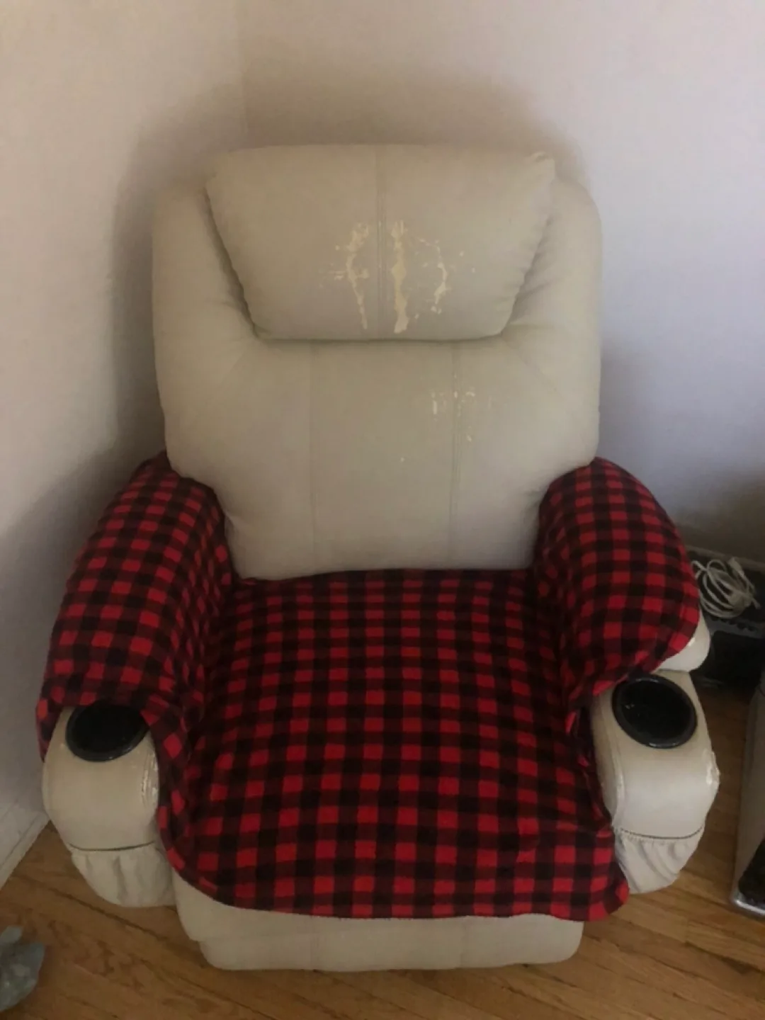 Recliner with Massage and Heat thumbnail