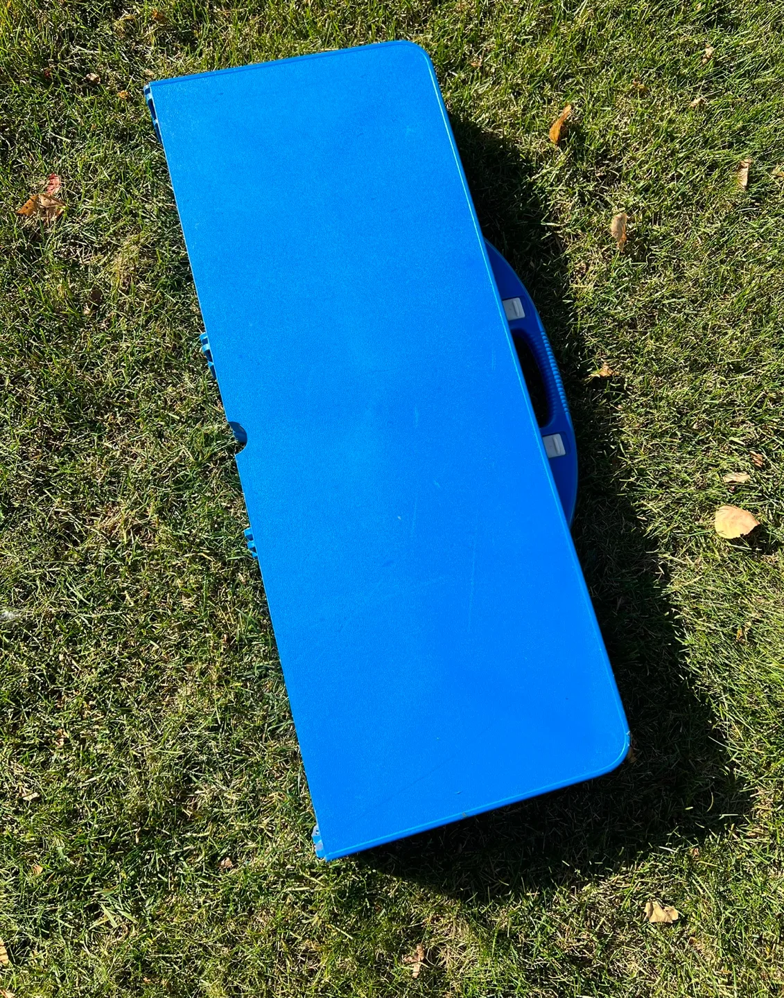 Vintage Foldable Picnic Table with Chairs image indicator(6)