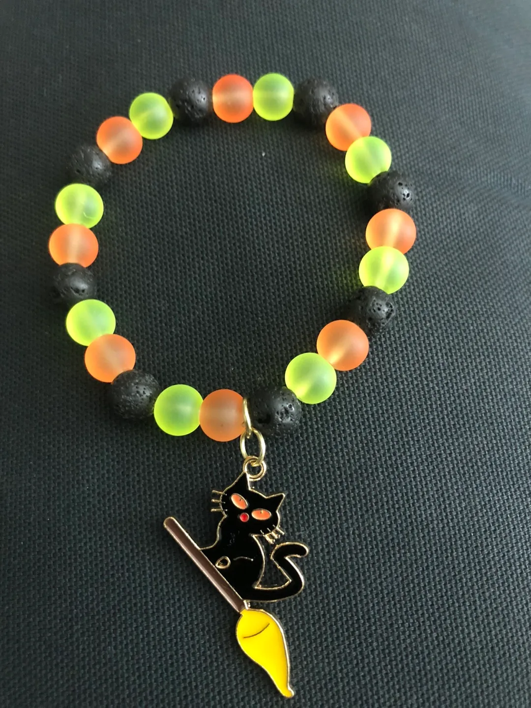 Halloween Charm Bracelets image indicator(5)