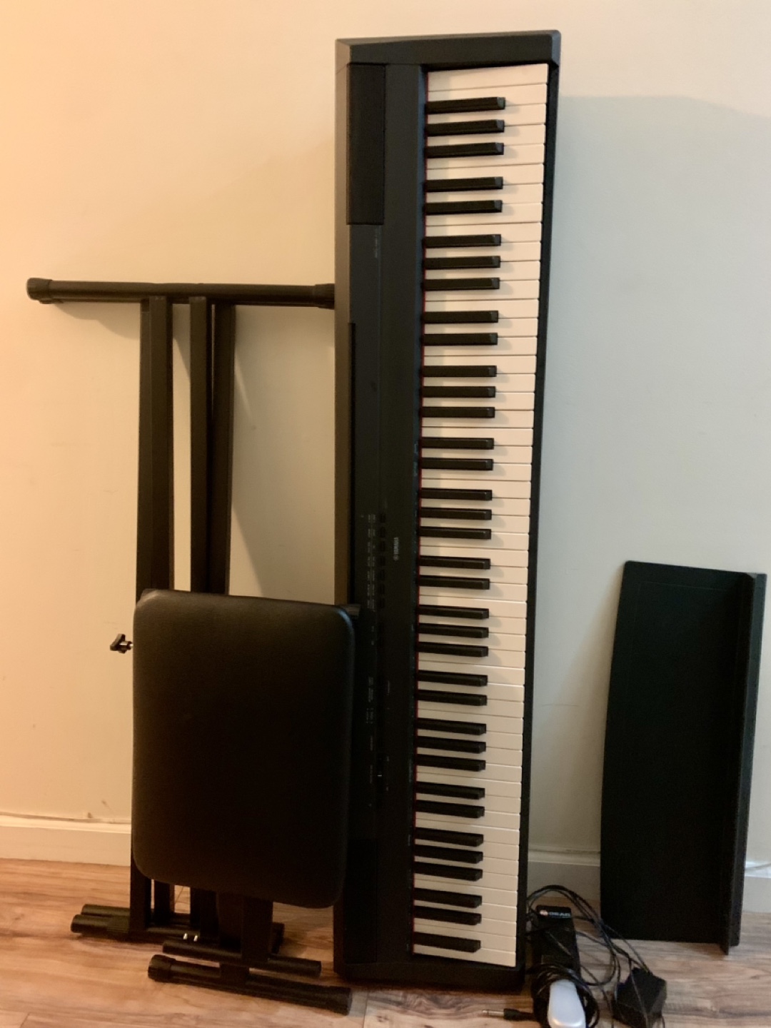 Yamaha P-115 Digital Piano, with stand/pedal/bench