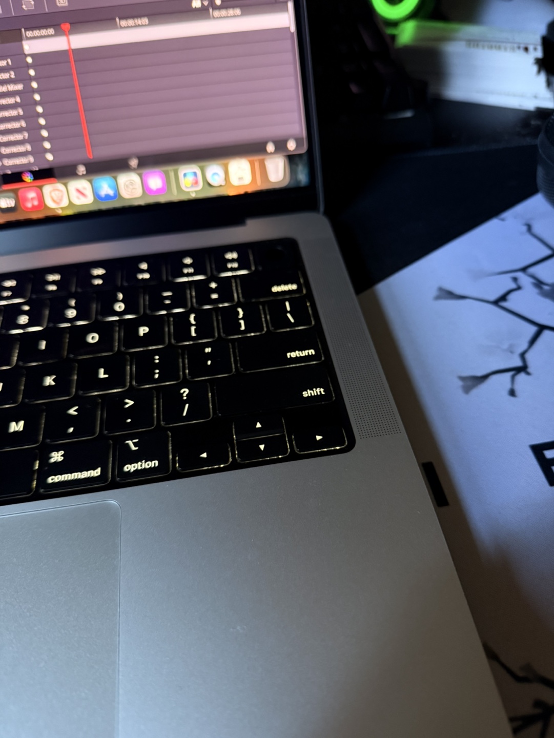 14-inch Macbook Pro M1 Pro (2021) - photo 3