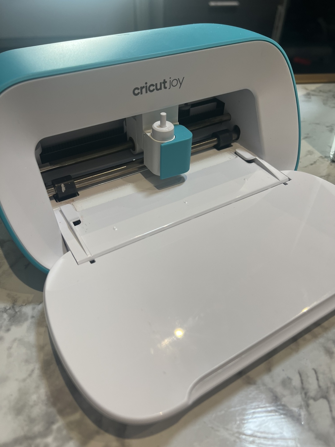 **moving out sale** Cricut Joy Machine with mats and sheets - photo 2