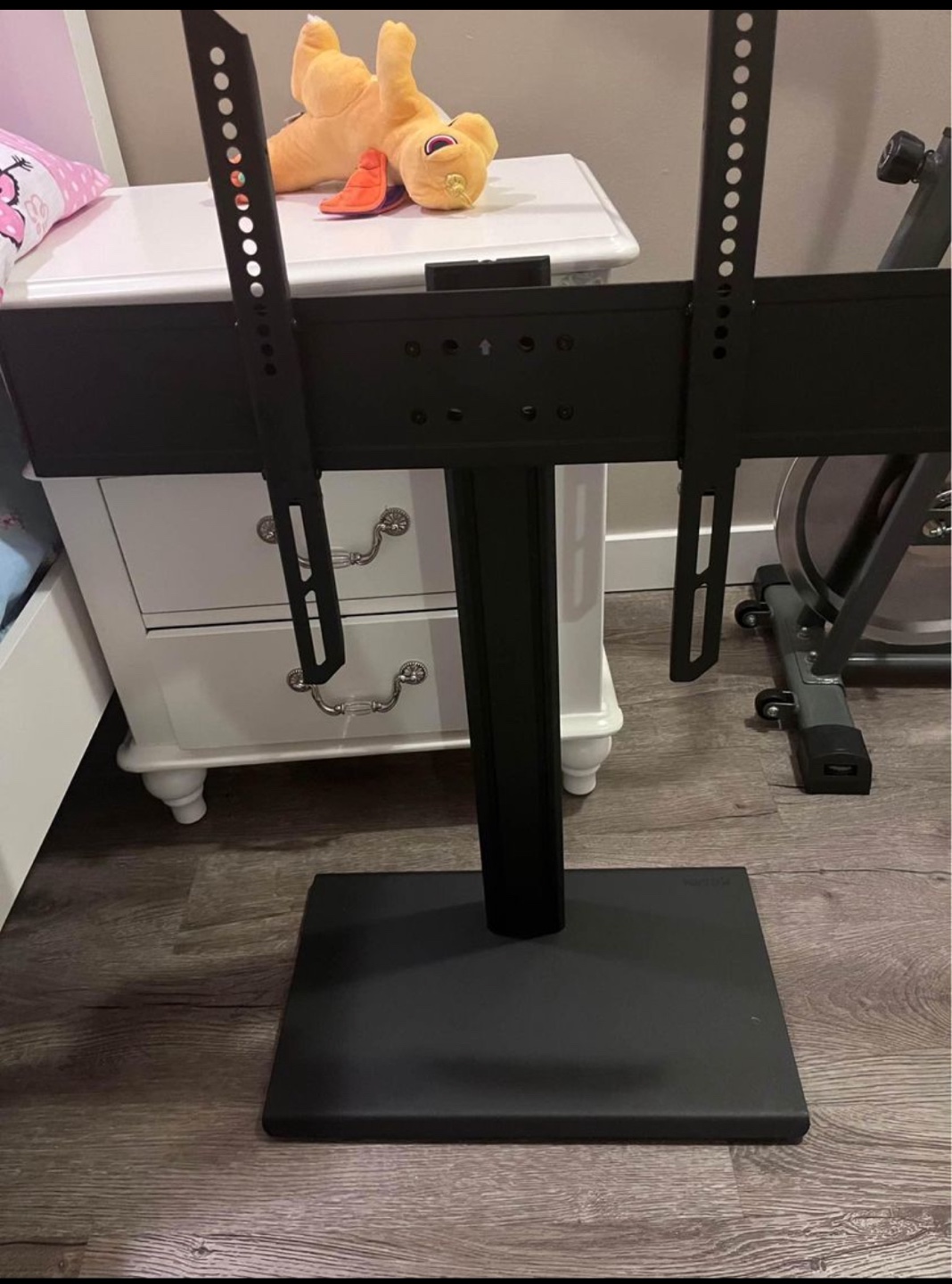 TV Stand for 32-55 inch TVs - photo 3