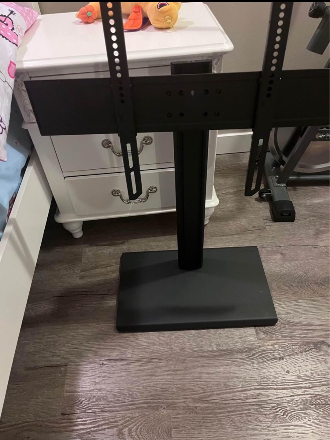 TV Stand for 32-55 inch TVs - photo 4