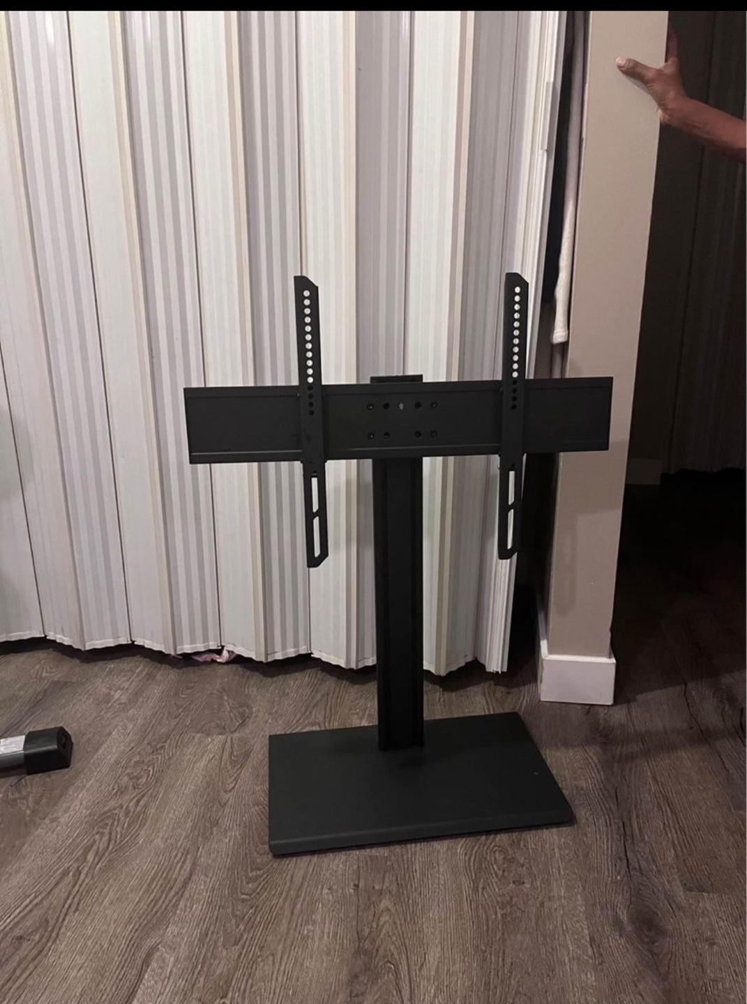 TV Stand for 32-55 inch TVs - photo 2