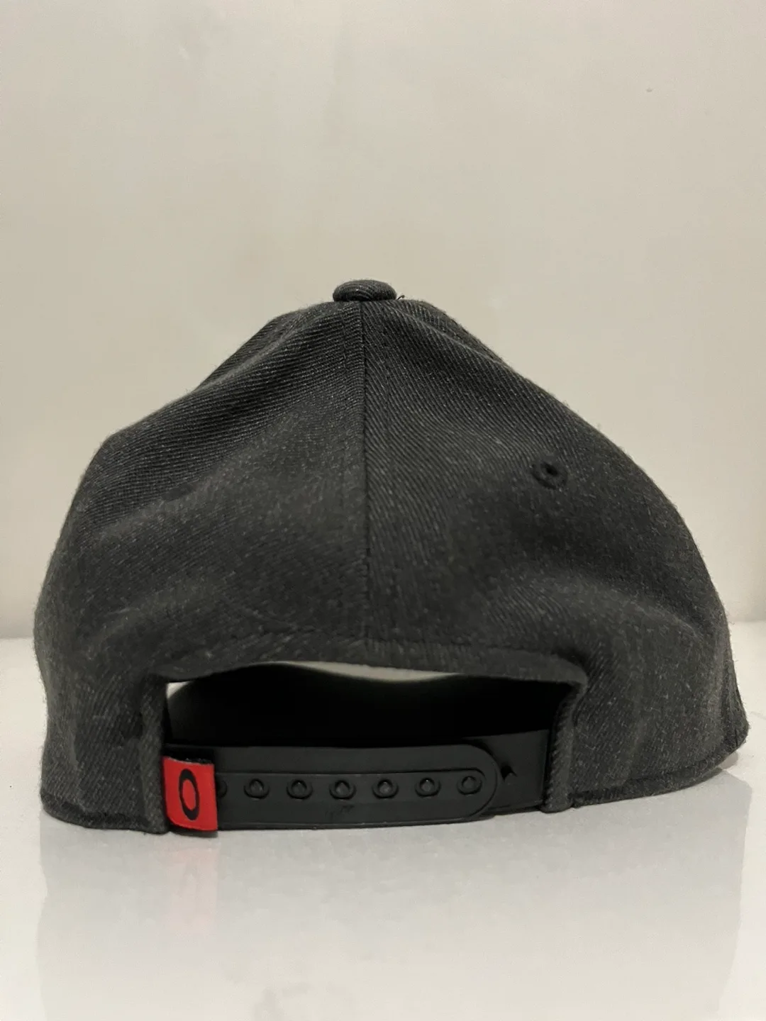 Oakley Black Baseball Cap arcteryx acg tnf image indicator(3)