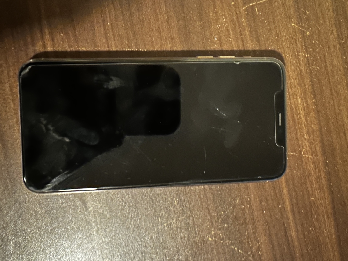 iPhone 11 Pro Max - photo 3