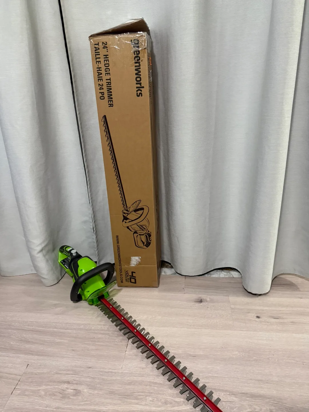 Greenworks 40V thumbnail