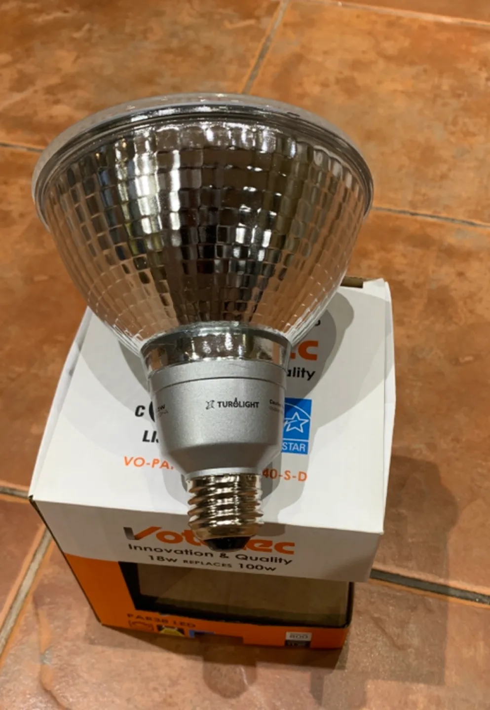 Flood/Track Light Bulb 23W PAR38G image indicator(4)