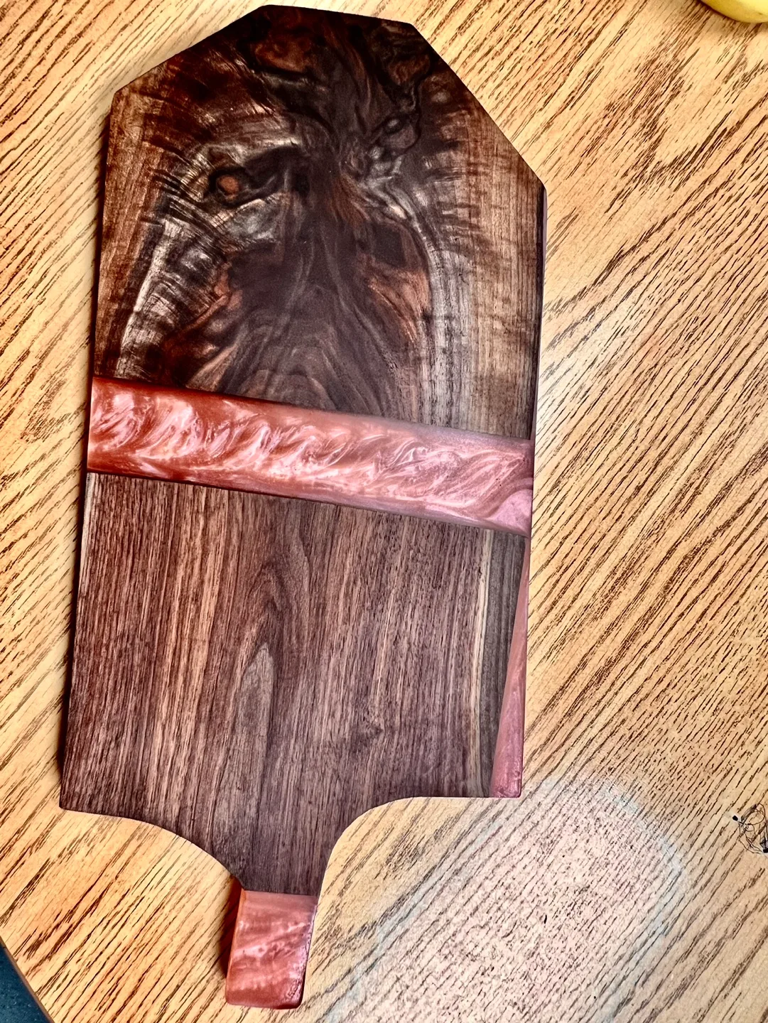 Walnut resin charcuterie Board image indicator(4)