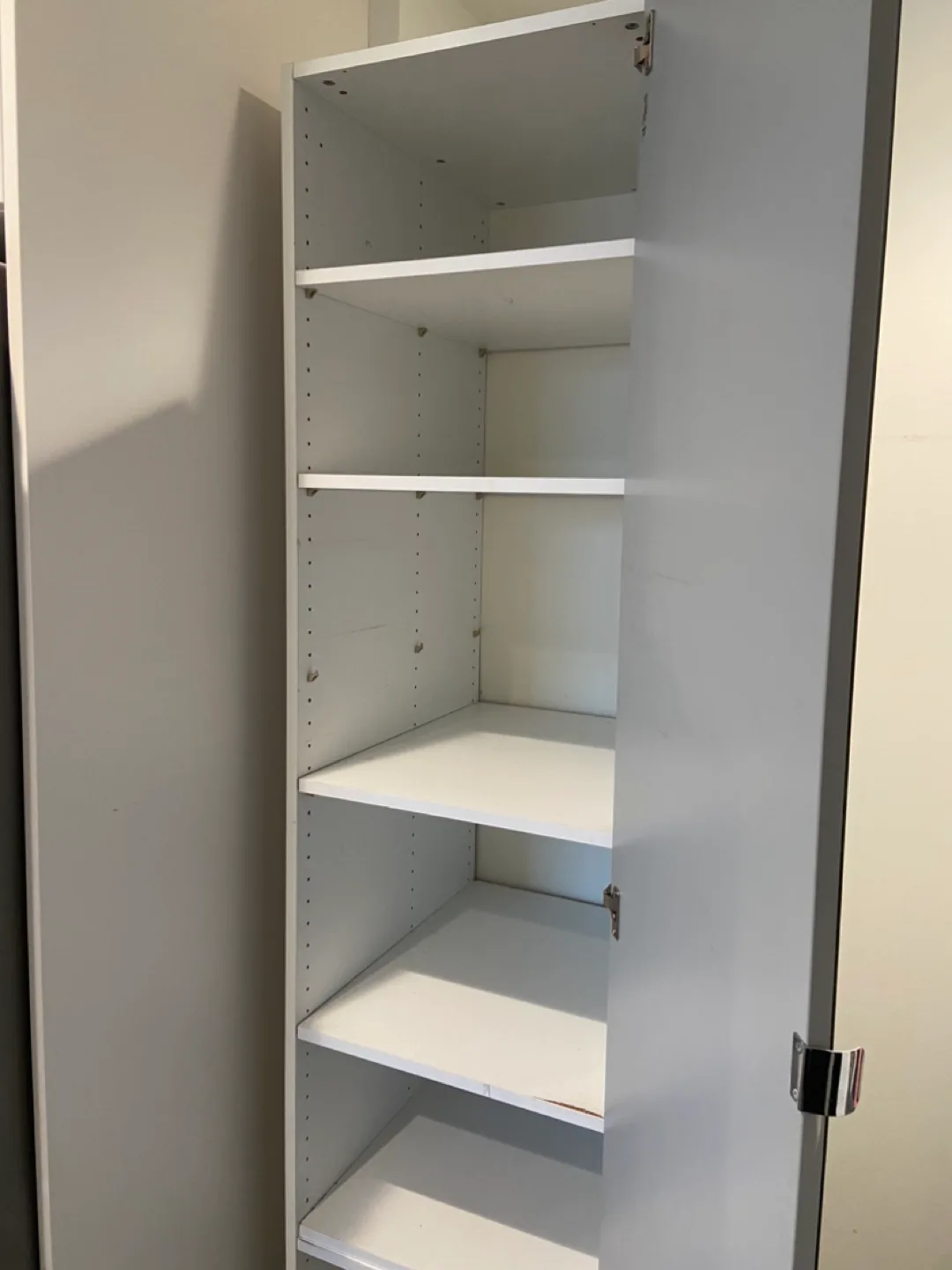 White Cabinet with Mirror image indicator(3)