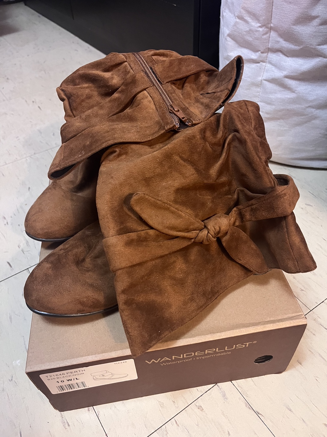 Brown Suede Comfortview Boots with Bow