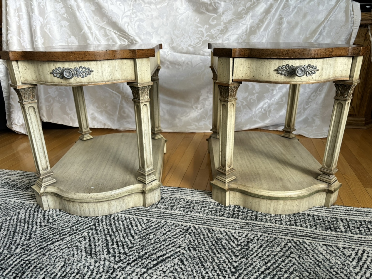 2 end/side tables or nightstands - photo 5
