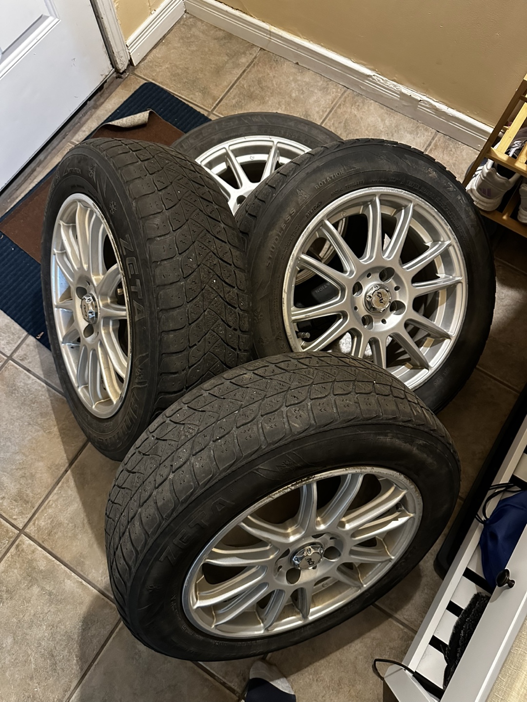 Set of 4 Winter Tires & Rims 185/65R15 - photo 3
