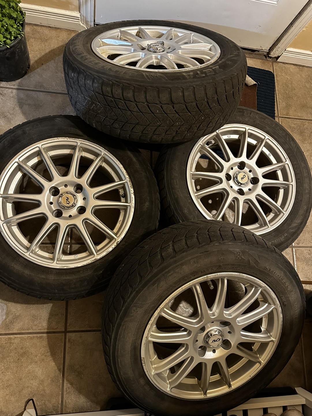 Set of 4 Winter Tires & Rims 185/65R15