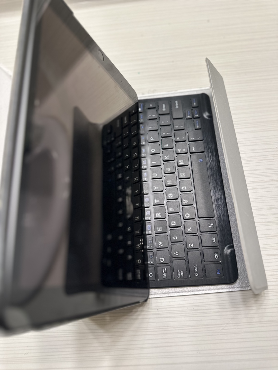 iPad 10.2