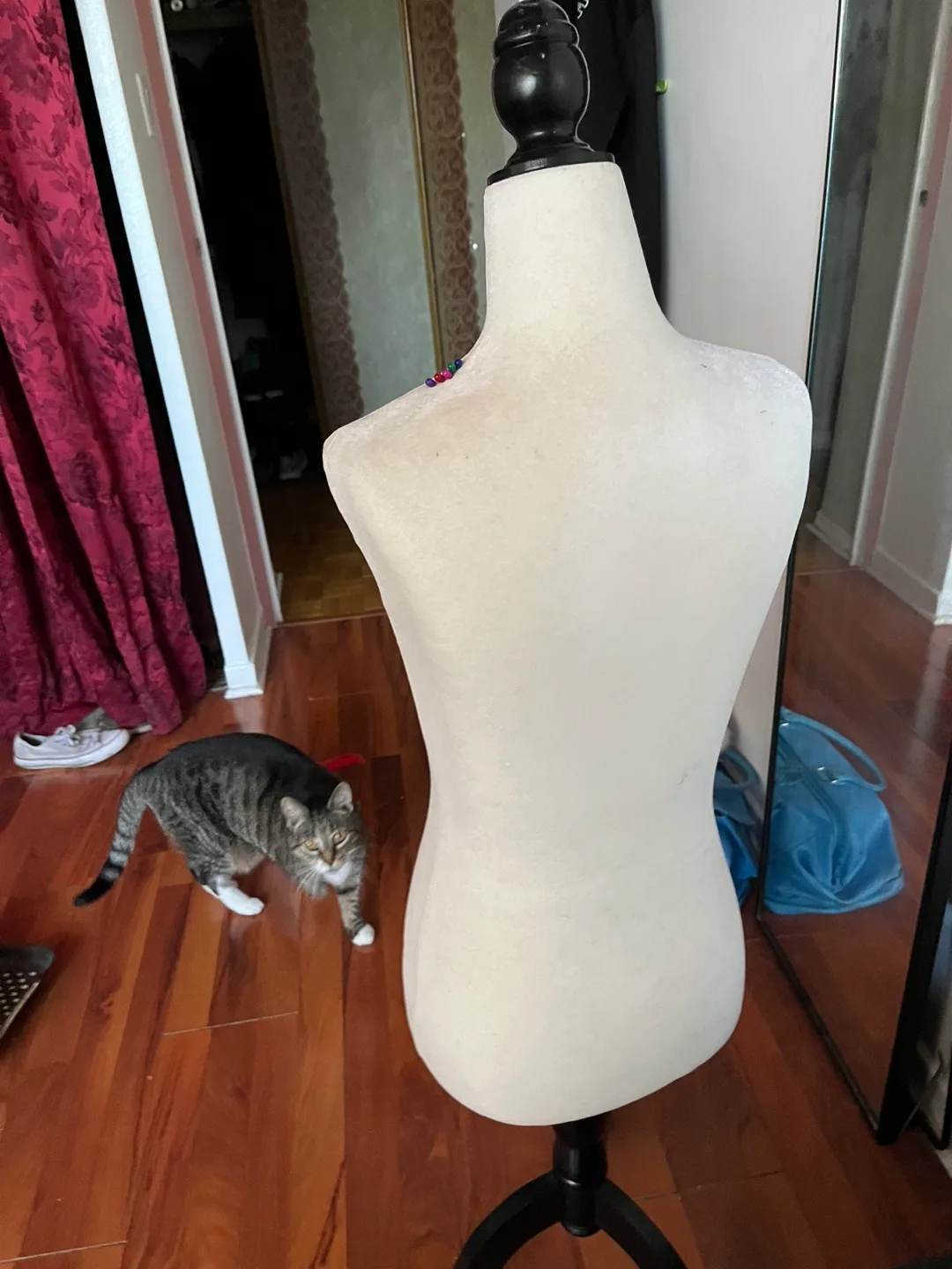 Female Dress Form Mannequin image indicator(3)