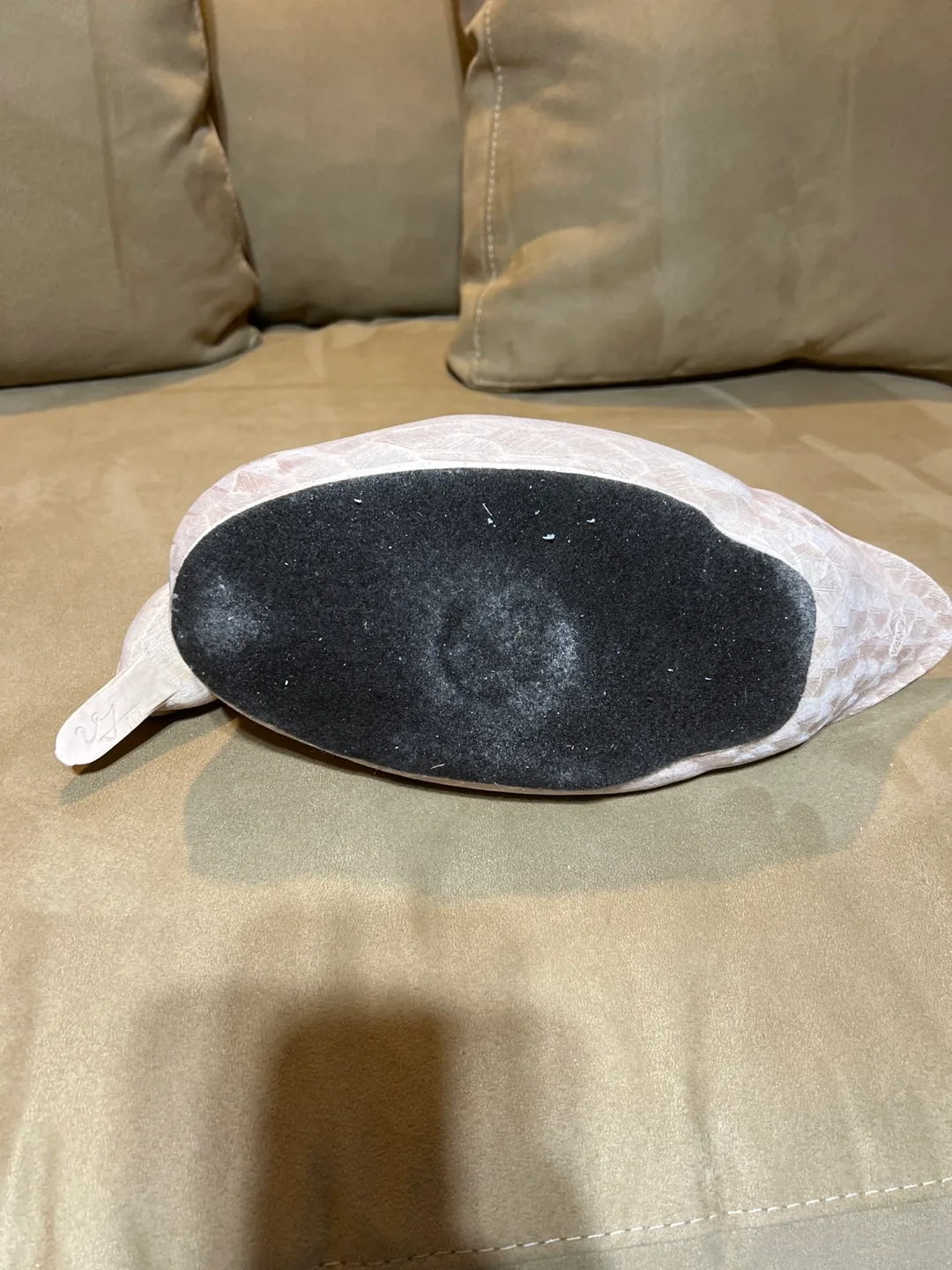 Hand-Carved Wooden Duck Decoy image indicator(3)