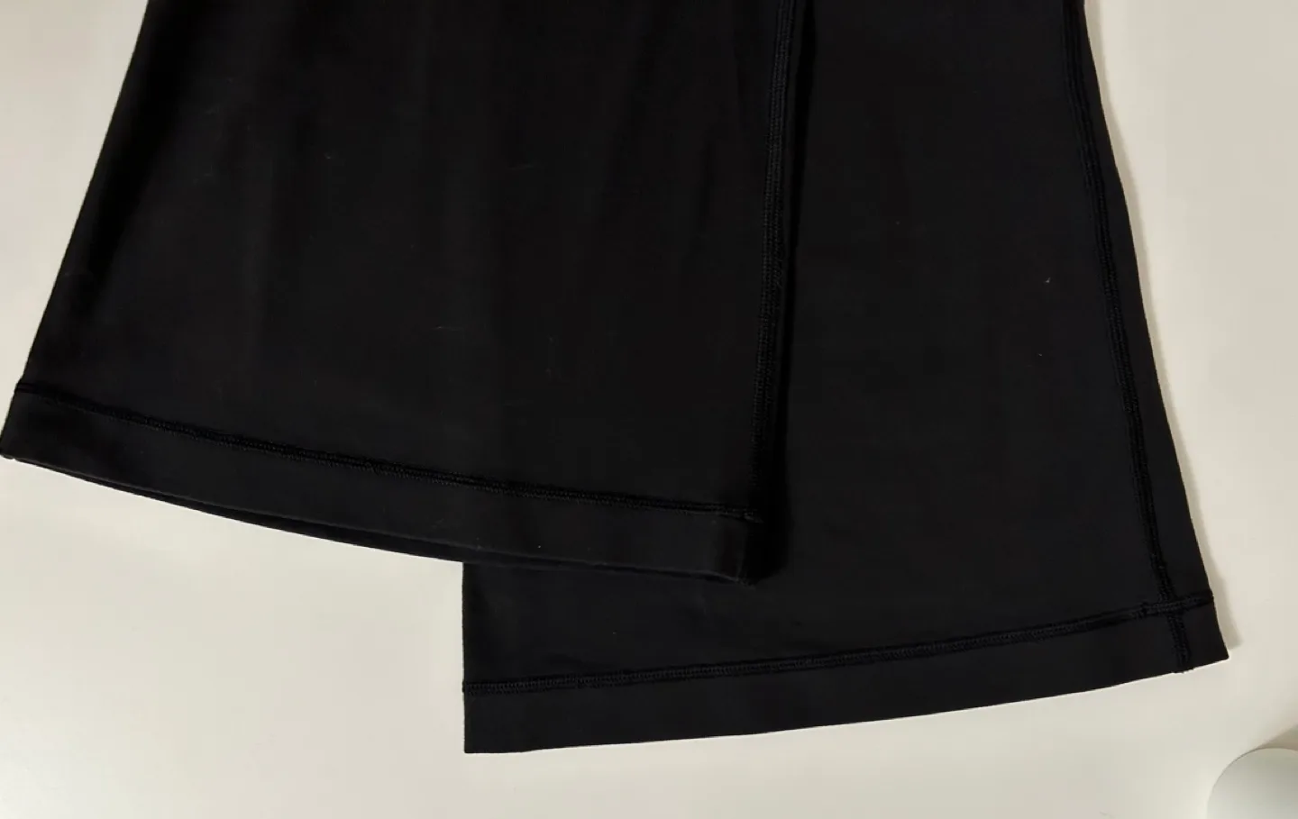 Lululemon Groove Pant Flare - Full-On Luxtreme 32" image indicator(10)