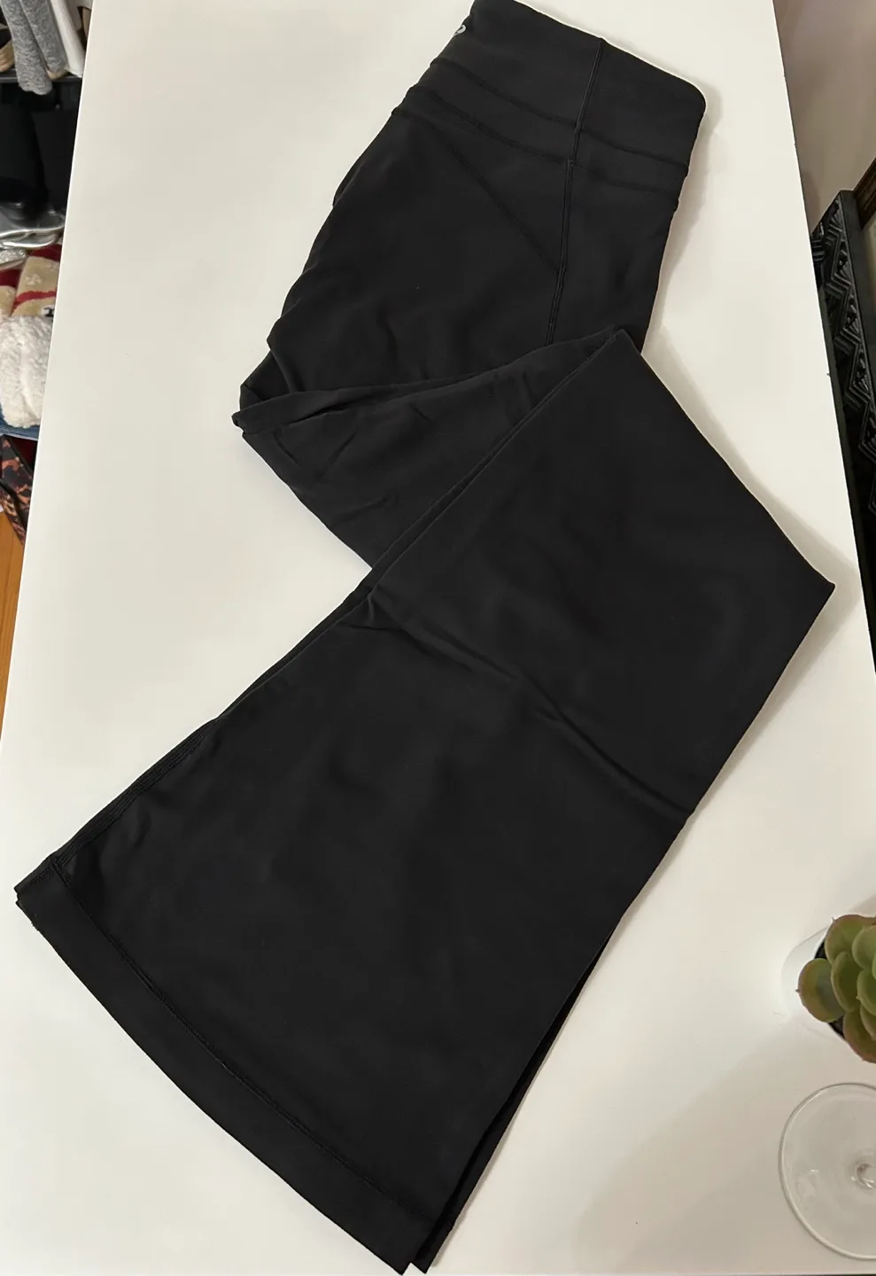 Lululemon Groove Pant Flare - Full-On Luxtreme 32" image indicator(4)