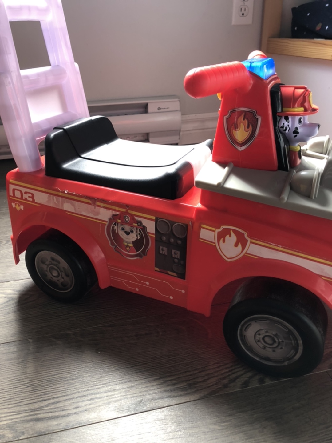 Paw Patrol Marshall's Fire Truck Ride-On - photo 2