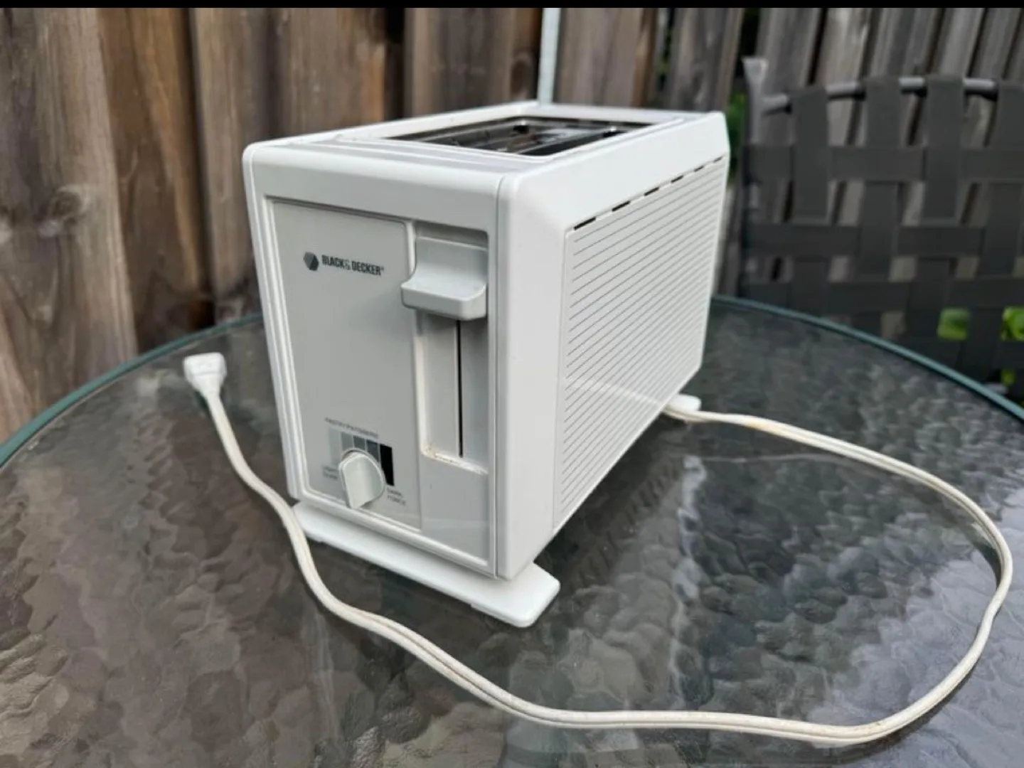 Black + Decker Toaster thumbnail