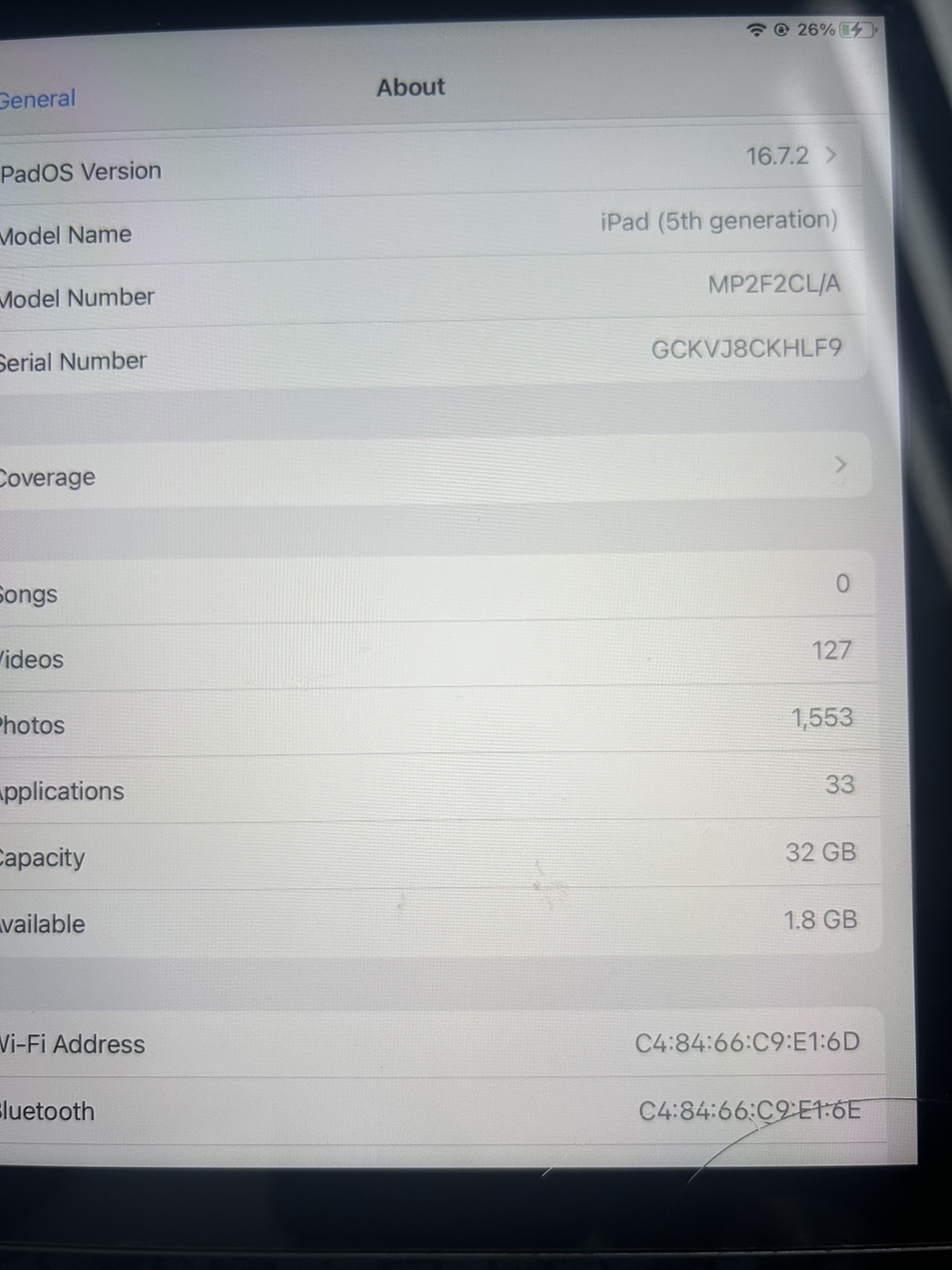 iPad 5th Generation 32GB - Cracked Screen - photo 5