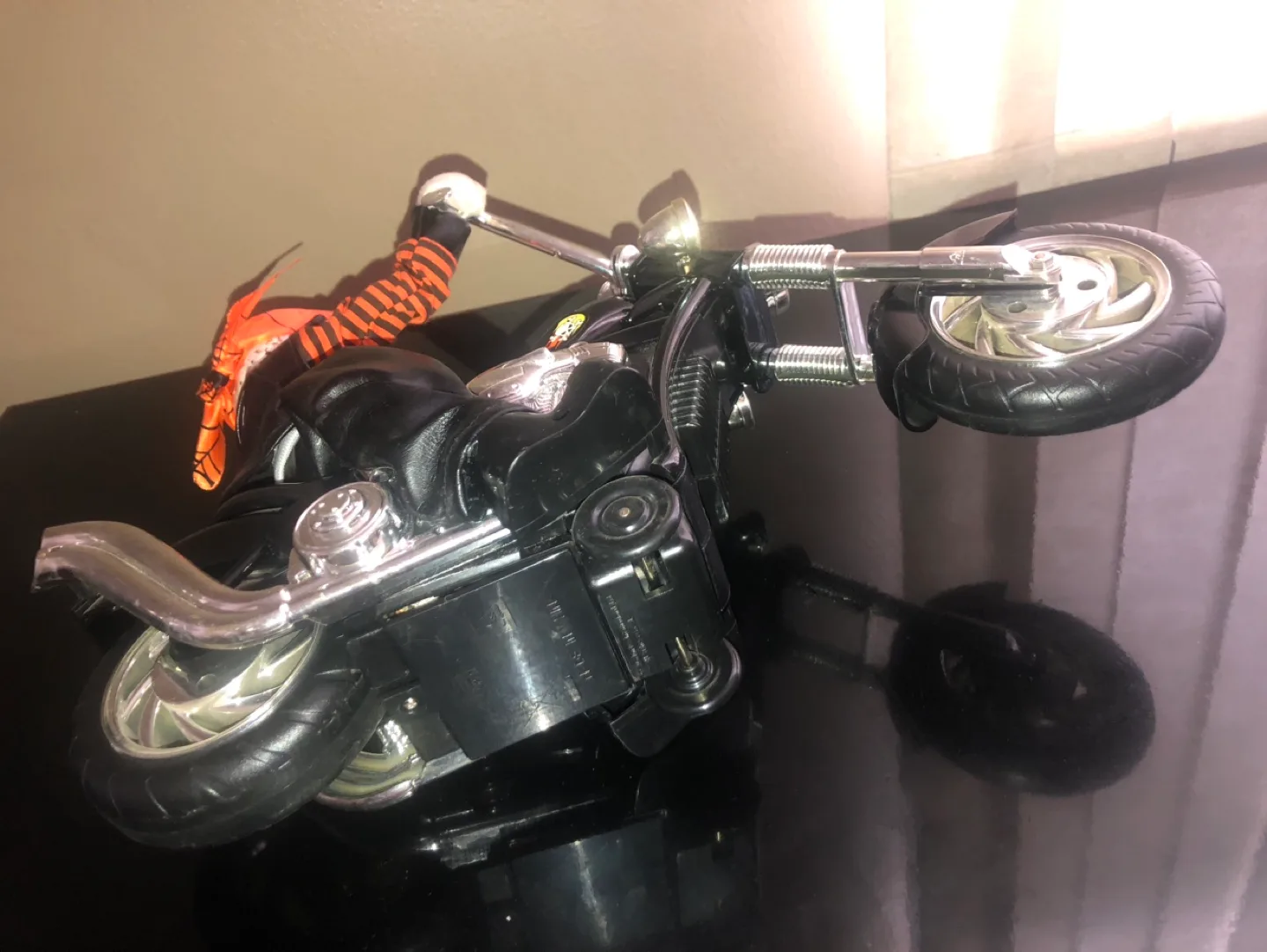 Animated Skeleton on Motorcycle image indicator(7)