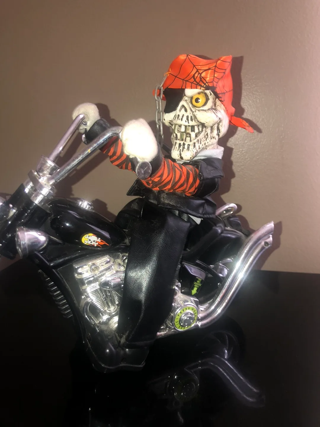 Animated Skeleton on Motorcycle image indicator(10)