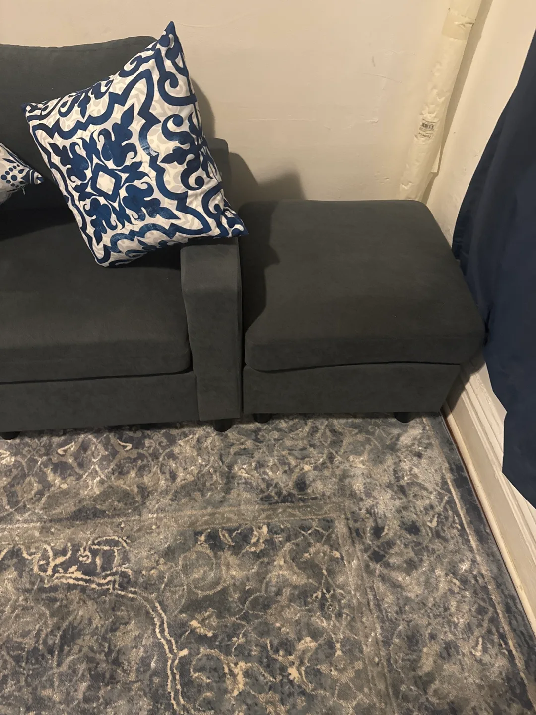 Sectional Sofa with Ottoman image indicator(3)