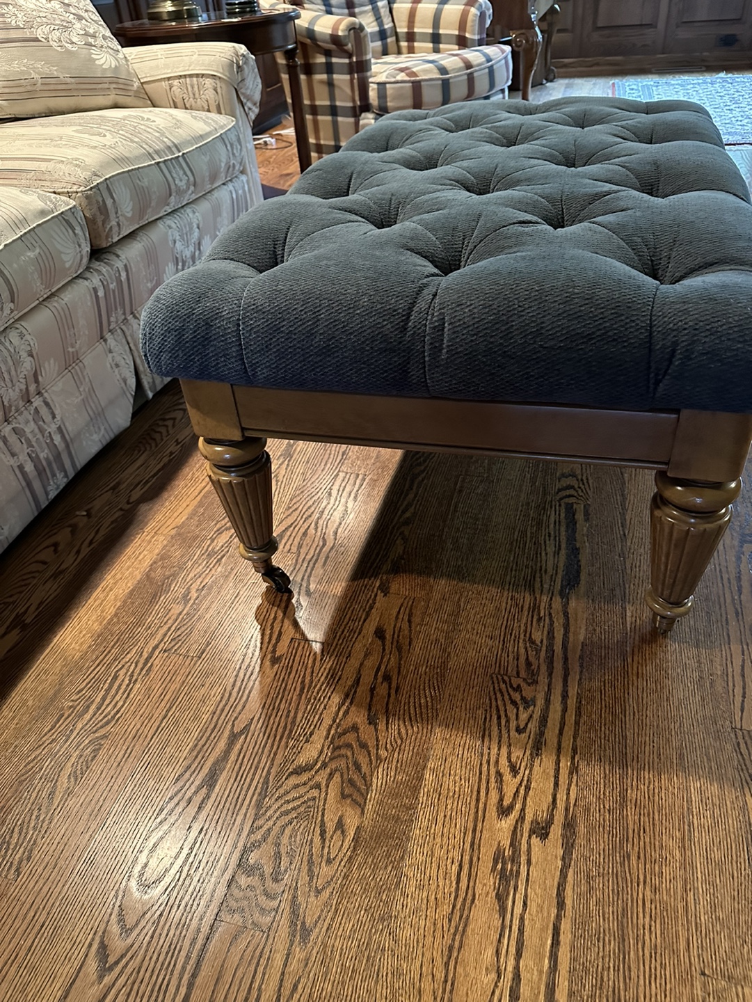 Cloth covered ottoman - photo 2